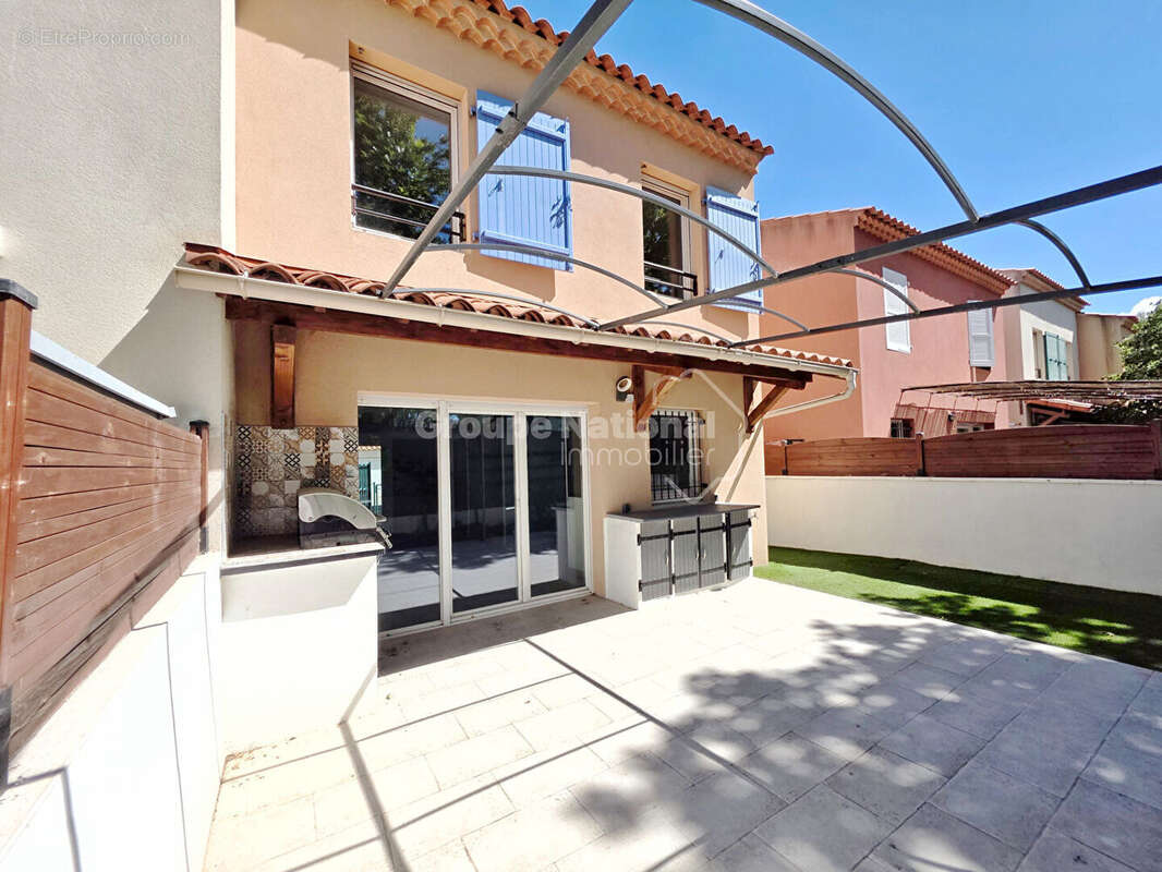 Maison à MIRAMAS