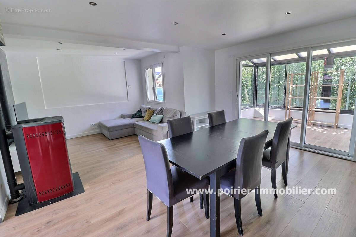 Maison 121 m² à Vetraz-Monthoux  - photo 3