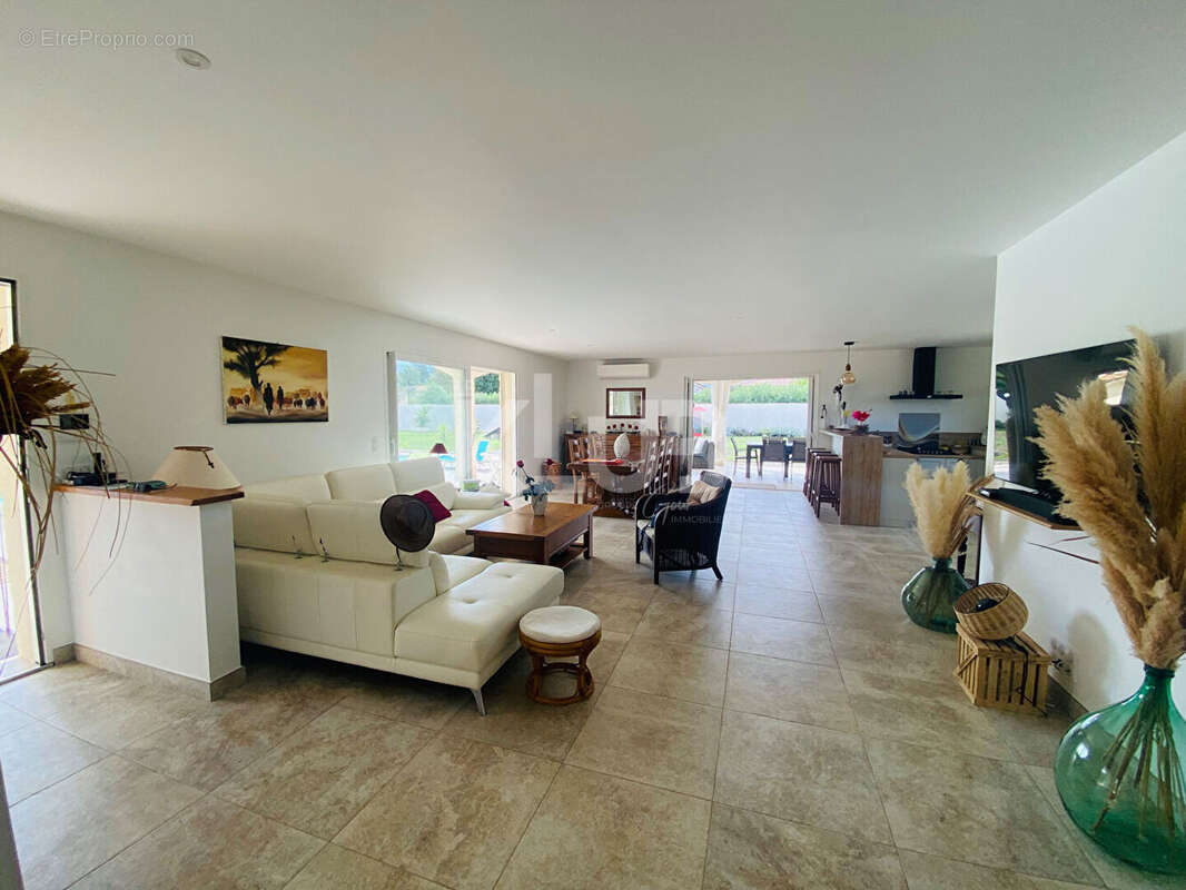 Maison à PRUNELLI-DI-FIUMORBO