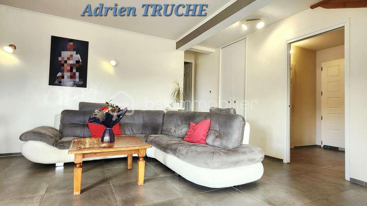 Maison à VETRAZ-MONTHOUX