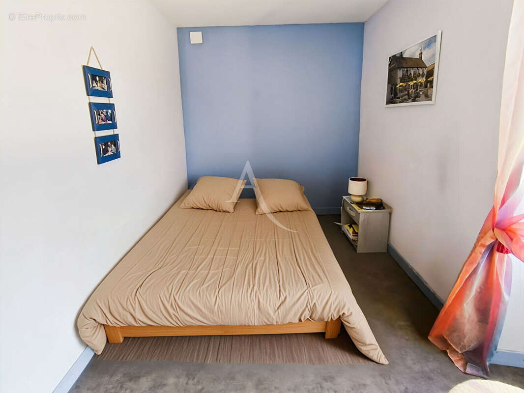 Corps de ferme: Maison en pierre 130m², parcelles de 5ha + granges - photo 13