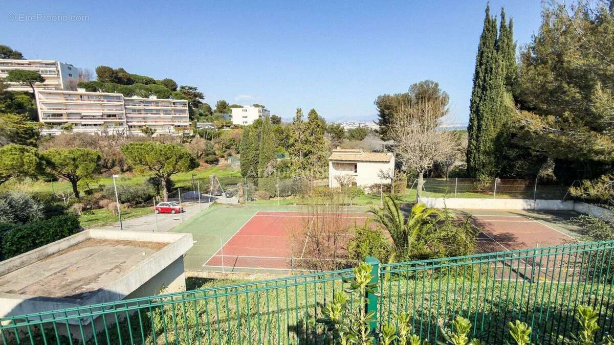 Appartement à VILLENEUVE-LOUBET