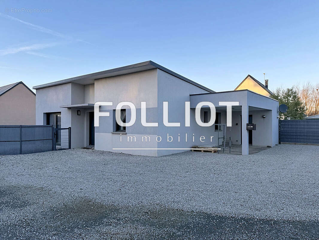 Maison à BLAINVILLE-SUR-MER