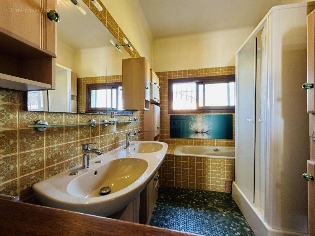 Maison à LORP-SENTARAILLE