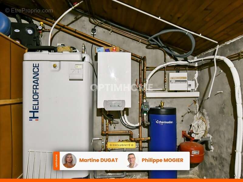 Maison à CREUZIER-LE-VIEUX