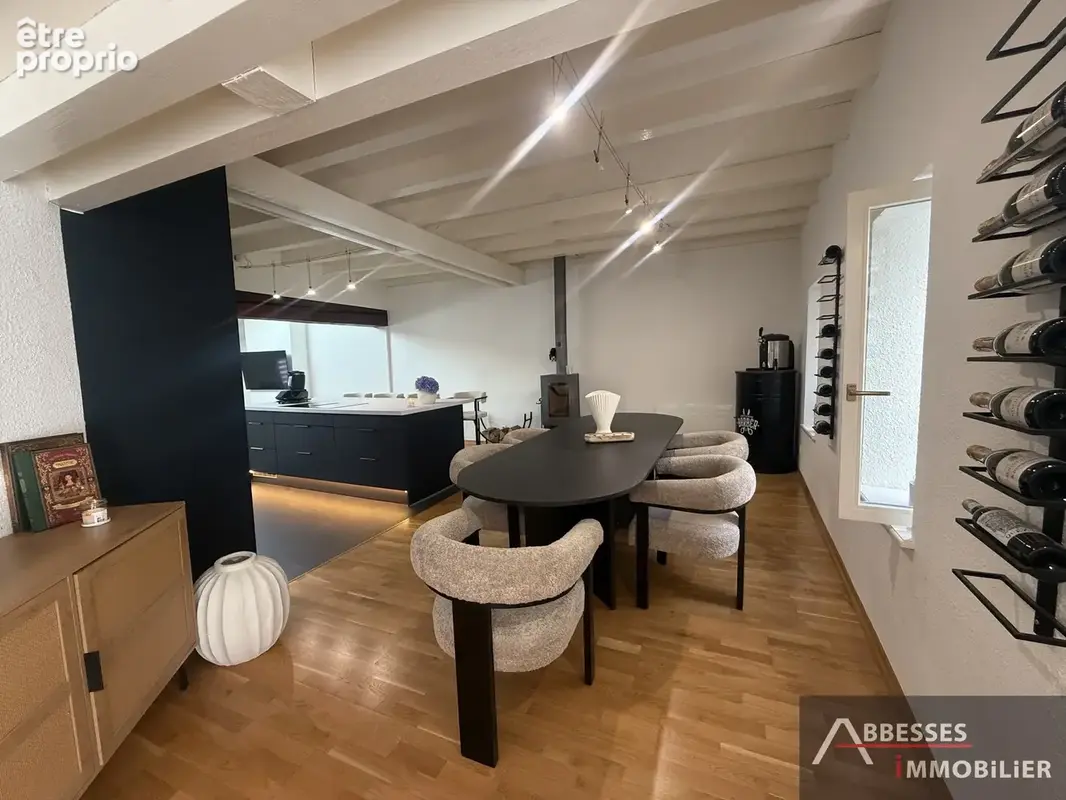 EN EXCLUSIVITÉ - CENTRE VILLE : Au 2ème et dernier étage : Superbe appartement esprit loft de type F5 - photo 12