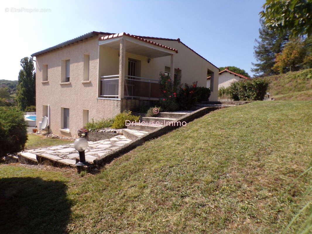 Maison 102 m² à Carmaux  - photo 3