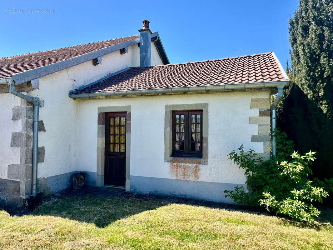 Maison à BEULOTTE-SAINT-LAURENT