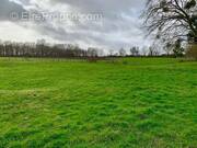 Terrain à EVRY-GREGY-SUR-YERRE