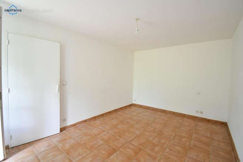 Appartement à MEUSNES
