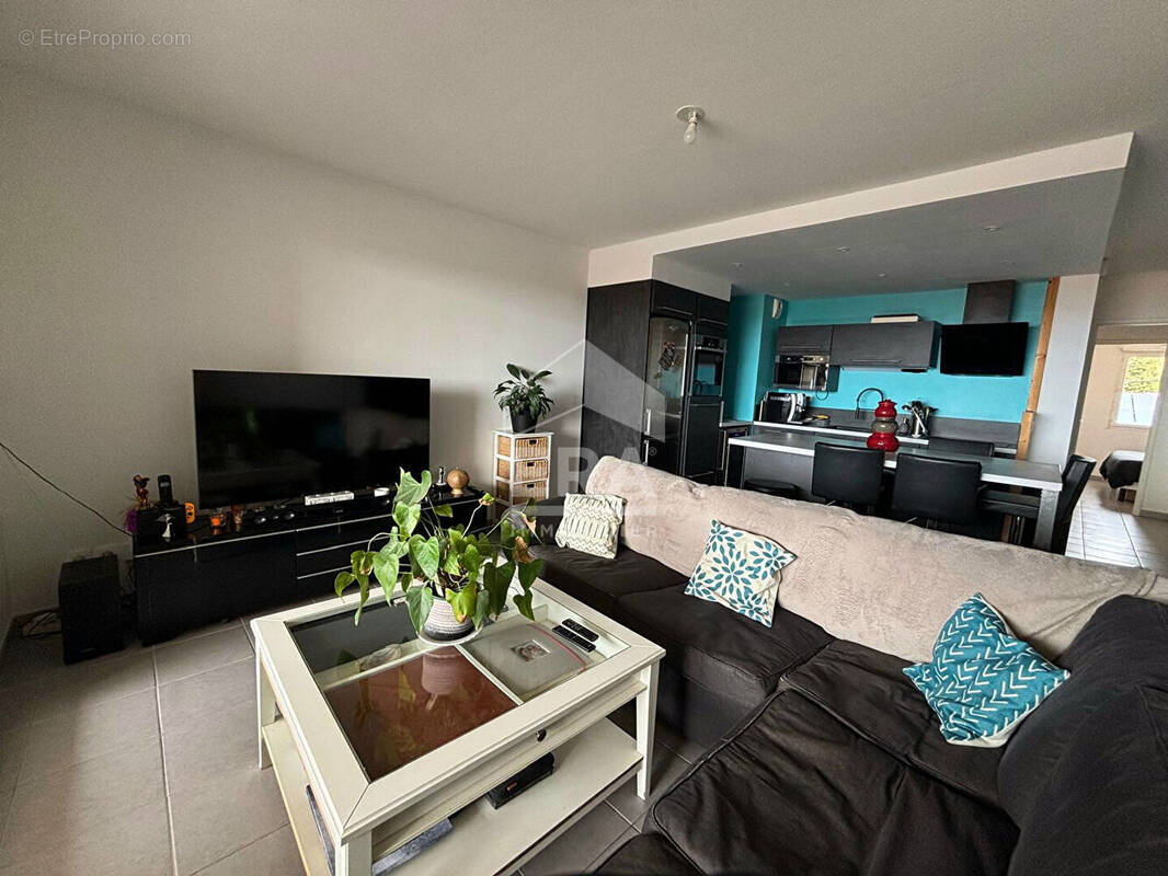 Appartement à PORT-DE-BOUC