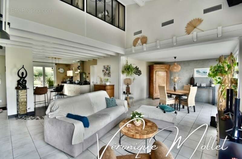 Maison à LIGNAN-DE-BORDEAUX