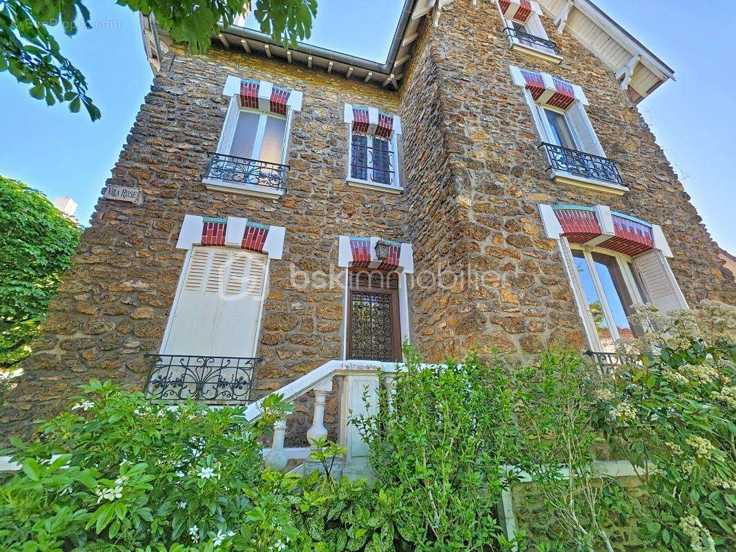 Maison à VILLEMOMBLE
