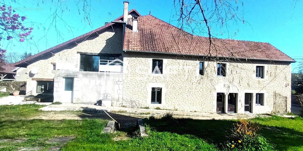 Photo 1 - Maison à AMONDANS