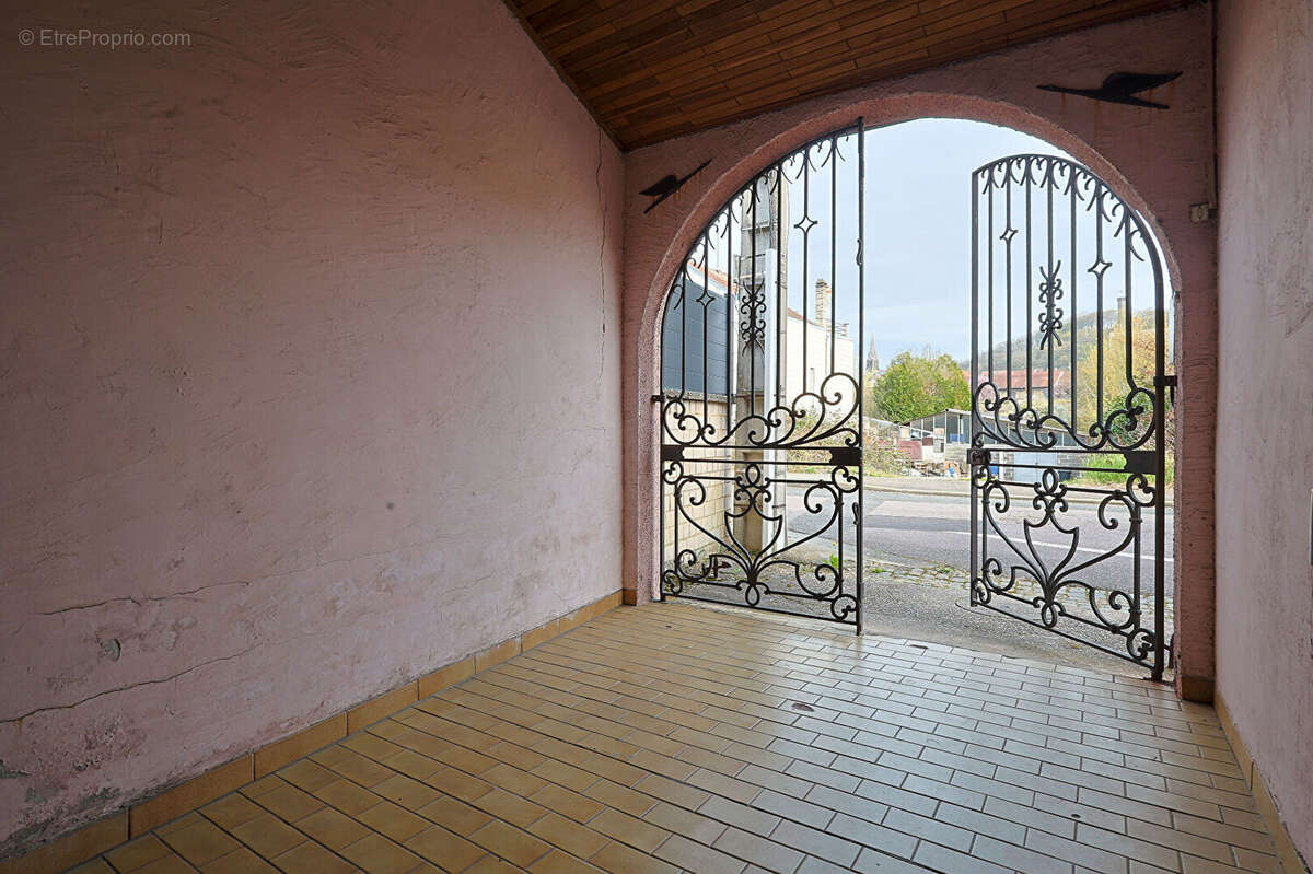 Maison de ville à fort potentiel à FORBACH - photo 15