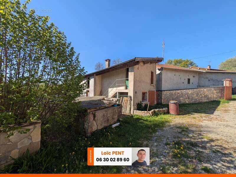 Maison à SAINT-PRIEST-LA-PRUGNE