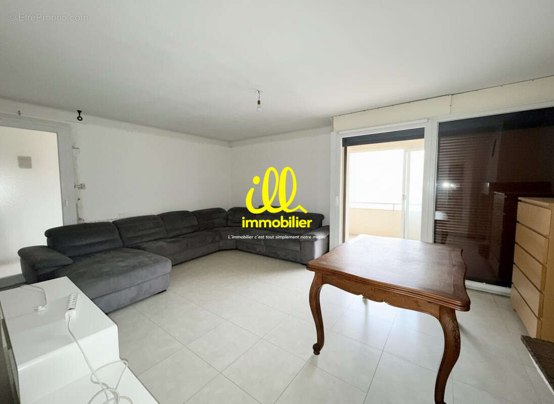 Appartement 94 m² à Charleville-Mezieres  - photo 2