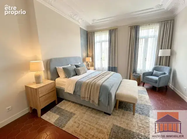 13008 proche Périer,  ÉLÉGANCE HAUSSMANNIENNE   T5 d’exception de  145 m2 avec terrasse  sur jardins. Etage él - photo 7