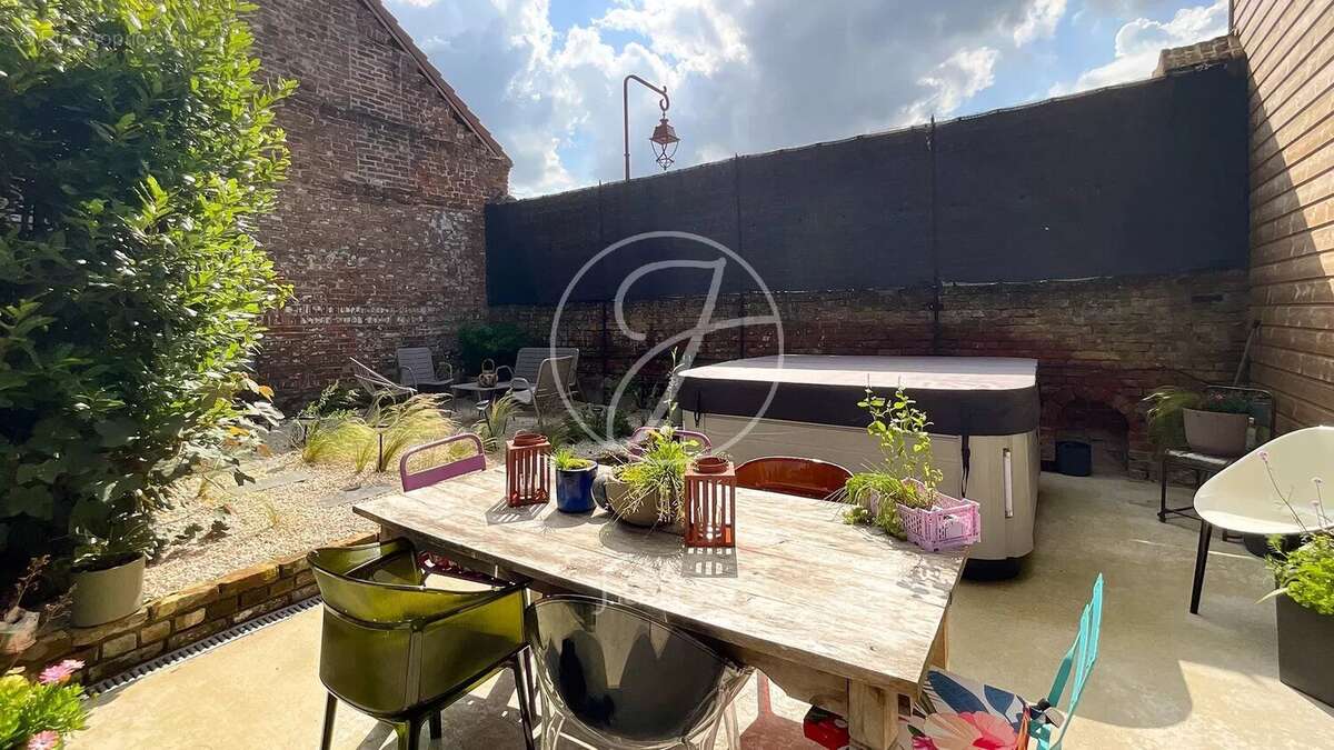 Maison à VALENCIENNES