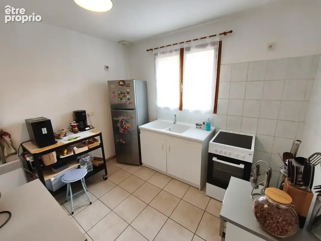 Maison T4 de plain-pied de 93 m2 avec jardin clos, piscine et garage - photo 8