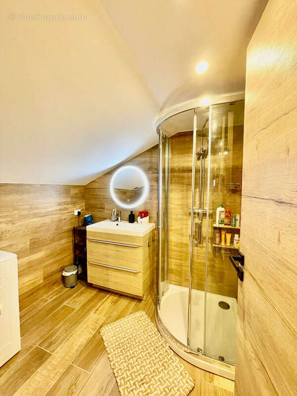 Appartement à MARIE