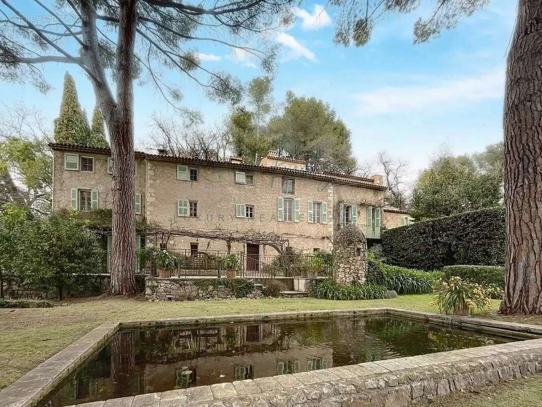 Maison à GRASSE