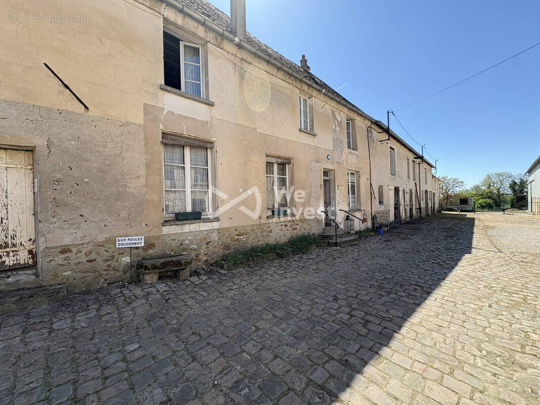 Maison à LIZY-SUR-OURCQ