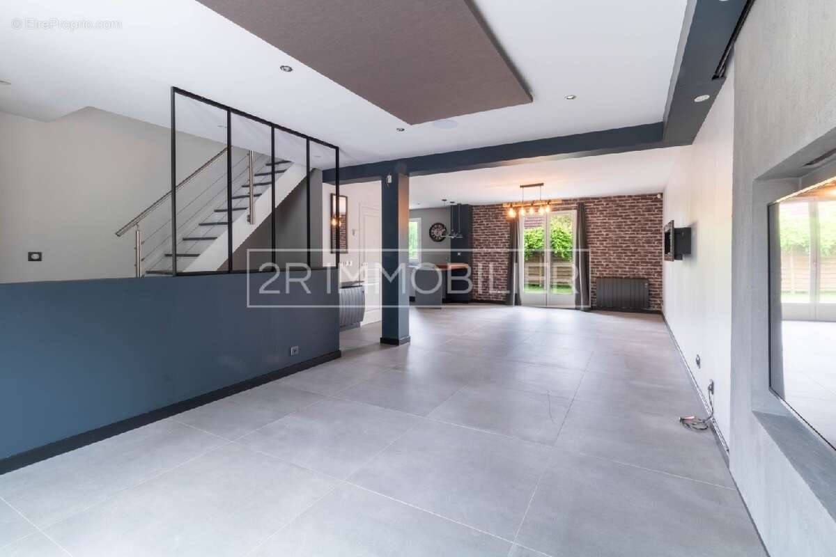 Maison à THORIGNY-SUR-MARNE