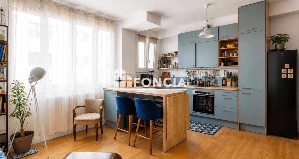 Appartement à PARIS-19E