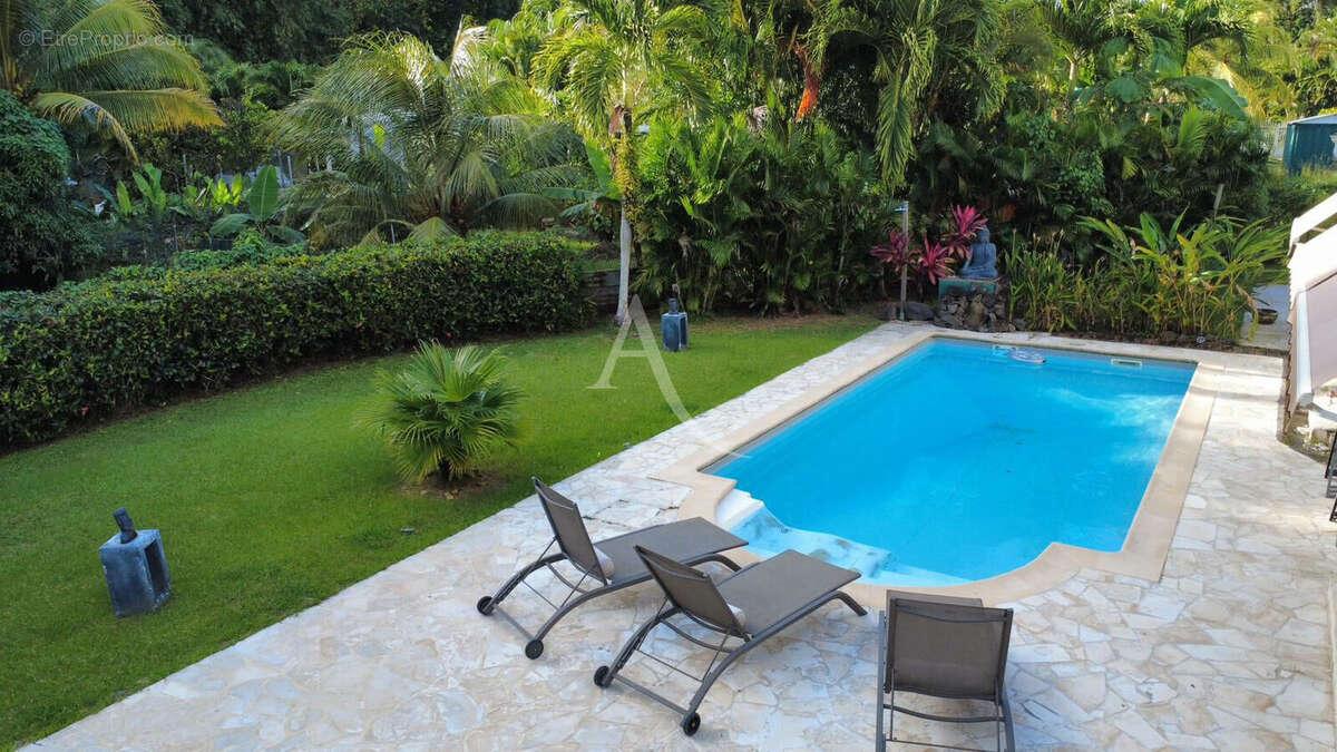 Maison à FORT-DE-FRANCE