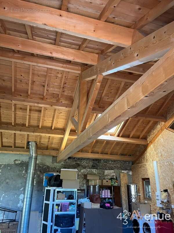 Appartement à SAINT-HILAIRE-CUSSON-LA-VALMITTE