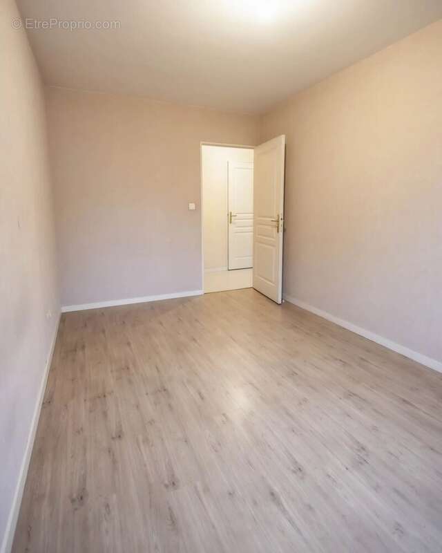 Appartement à LYON-9E