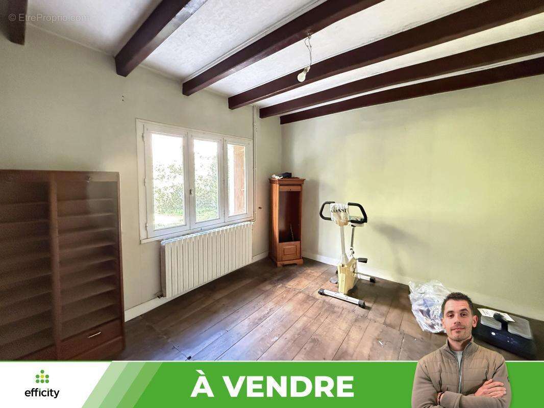 Maison 145 m² à Romagne  - photo 7