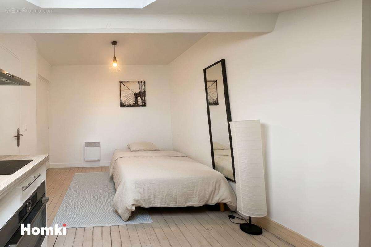 Studio meublé de 17 m² à Versailles 78000, Rue des États Généraux - photo 3