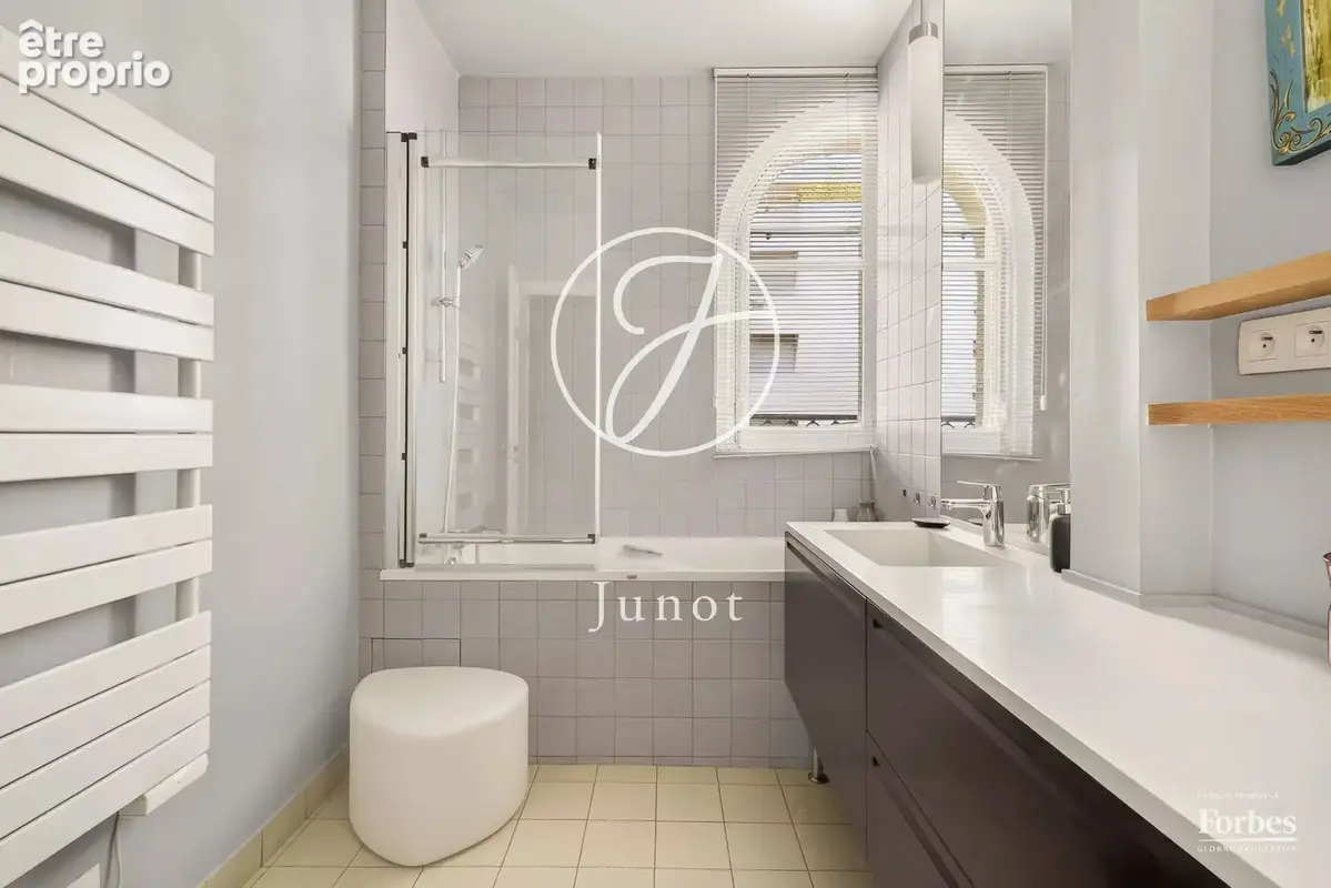 Paris 16e - AUTEUIL - Appartement - 4 pièces - 117,15m² Carrez - 2 chambres - photo 16