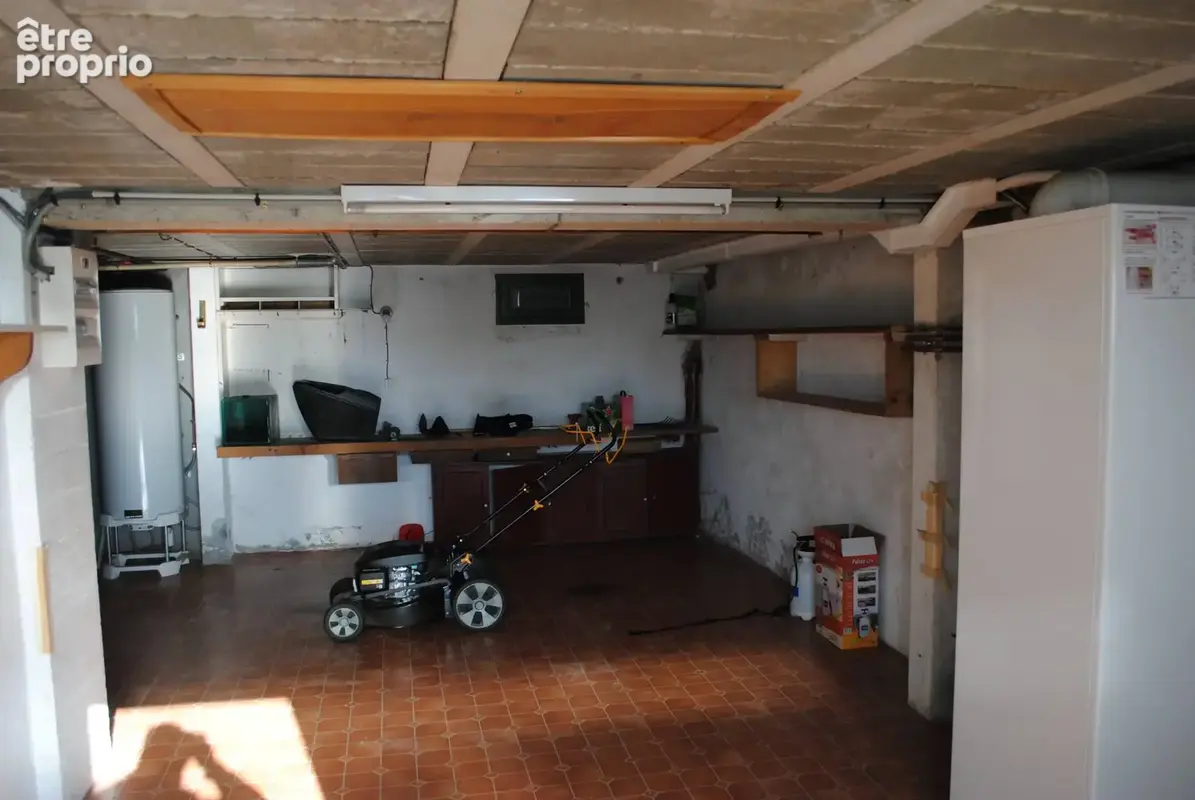 Maison familiale avec jardin, garage et sous-sol - photo 15