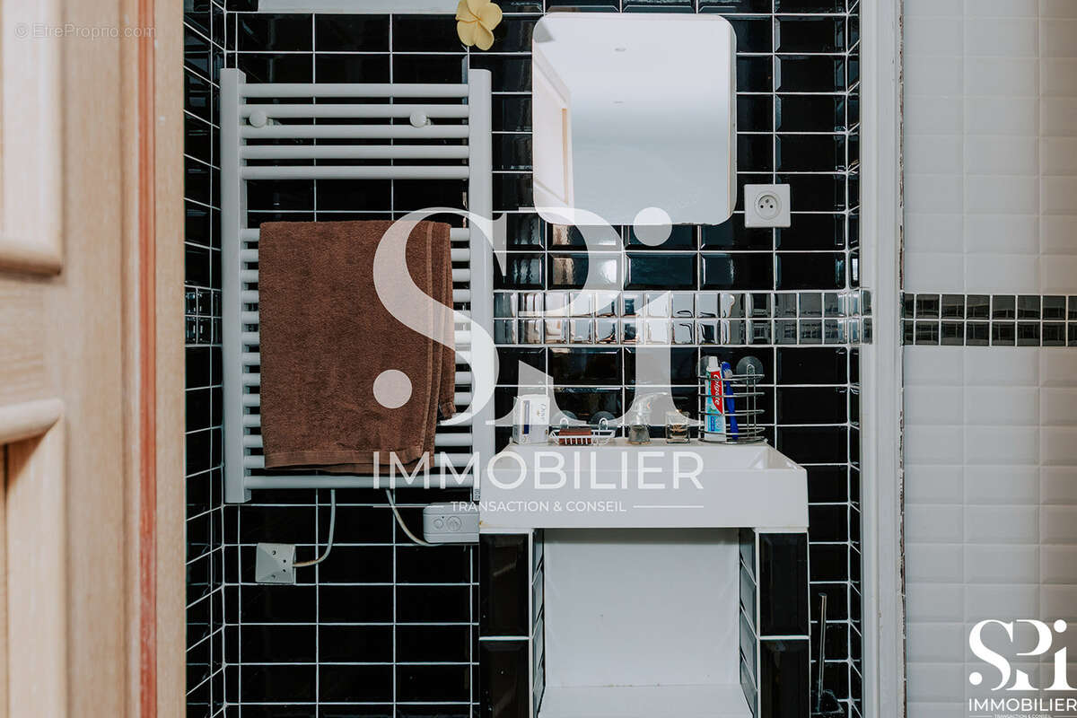 Maison avec piscine à vendre à Sainte-Anastasie-sur-Issole   Havre de paix sans vis-à-vi - photo 14