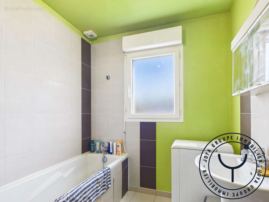 Maison 62 m² à Aix-En-Othe  - photo 7