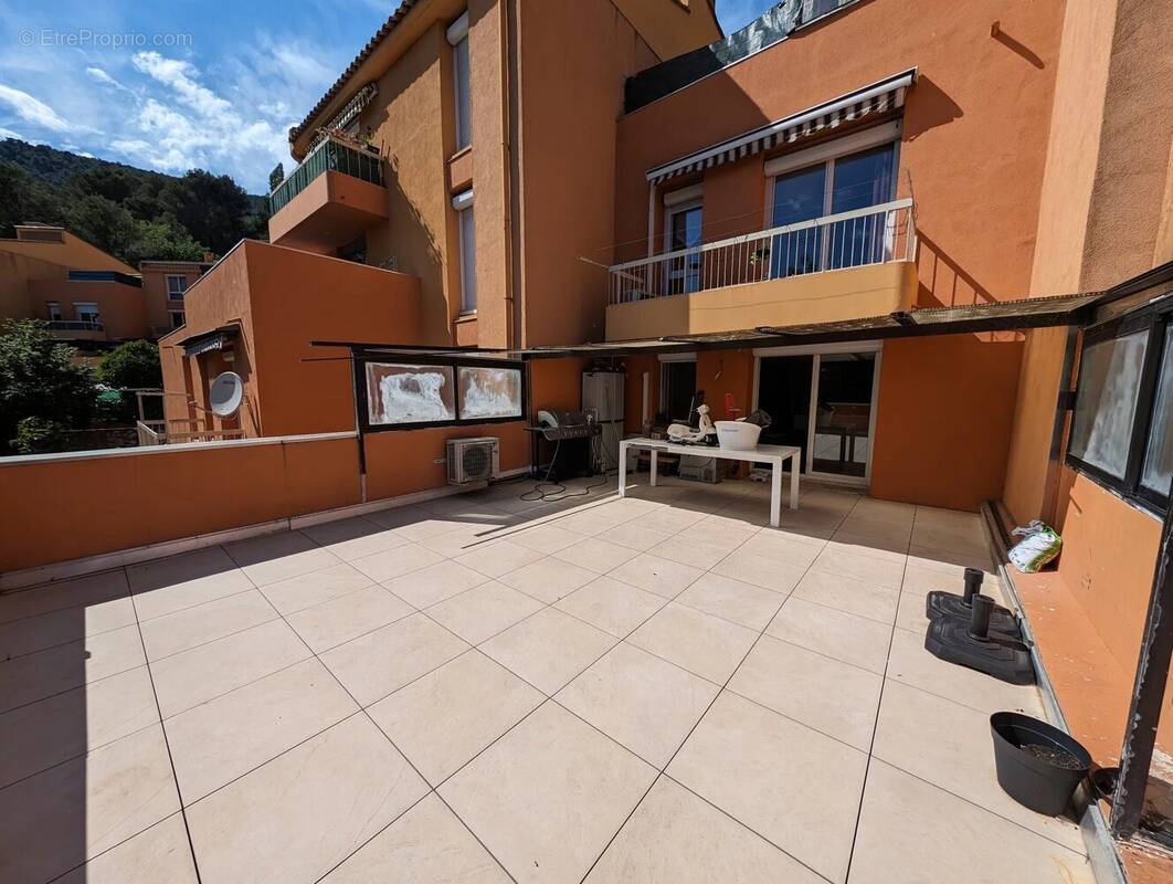 Appartement à DRAP