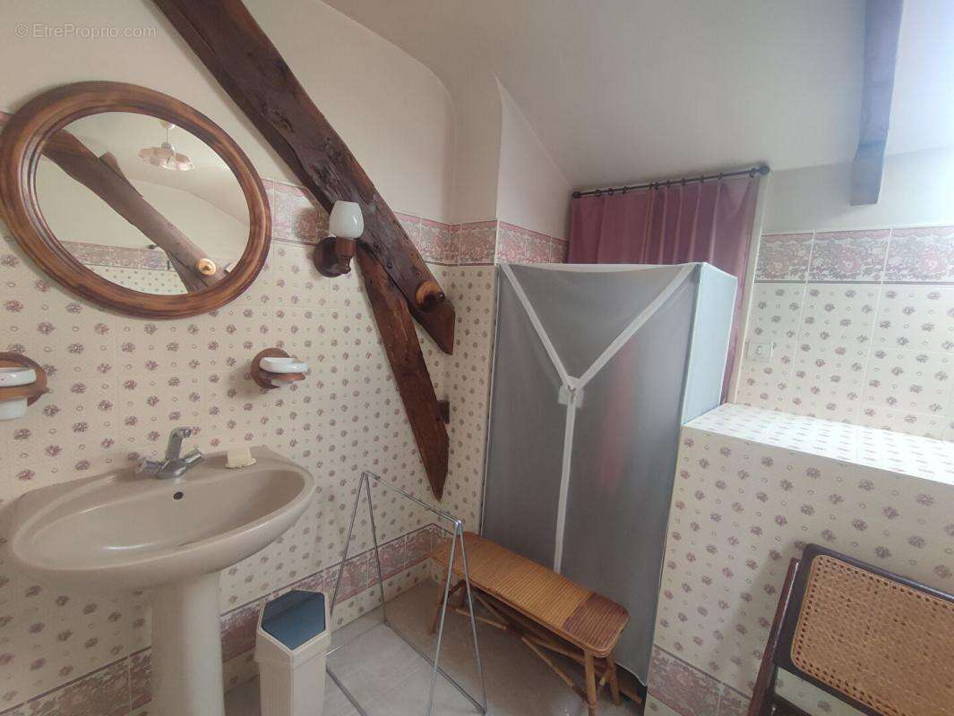 Maison à NOYAL-PONTIVY