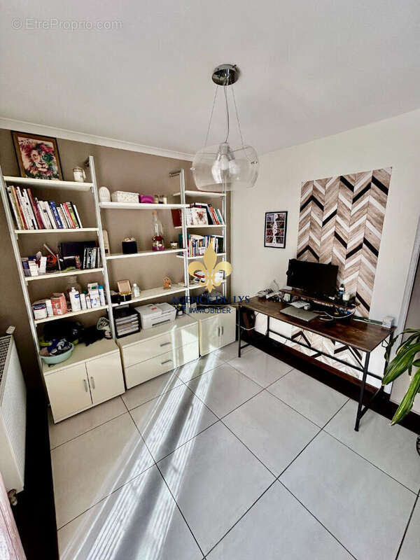 Maison à LA CHAPELLE-EN-SERVAL