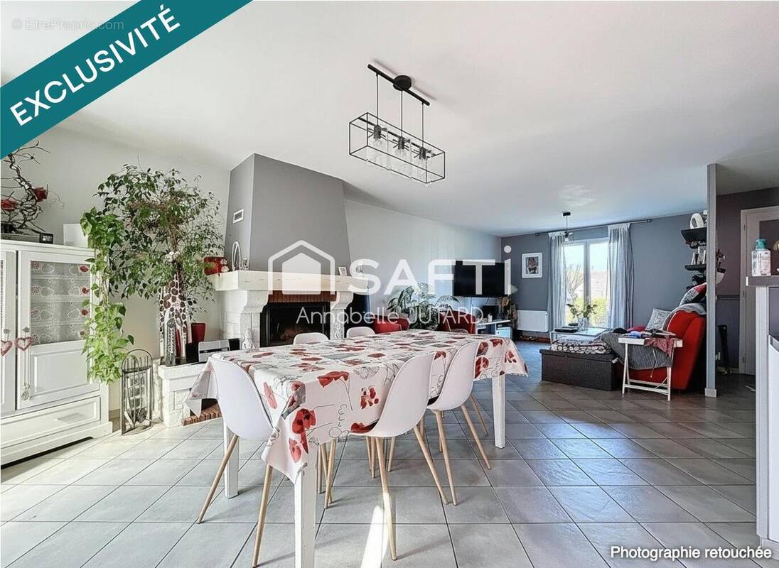 Photo 1 - Maison à BALLAN-MIRE