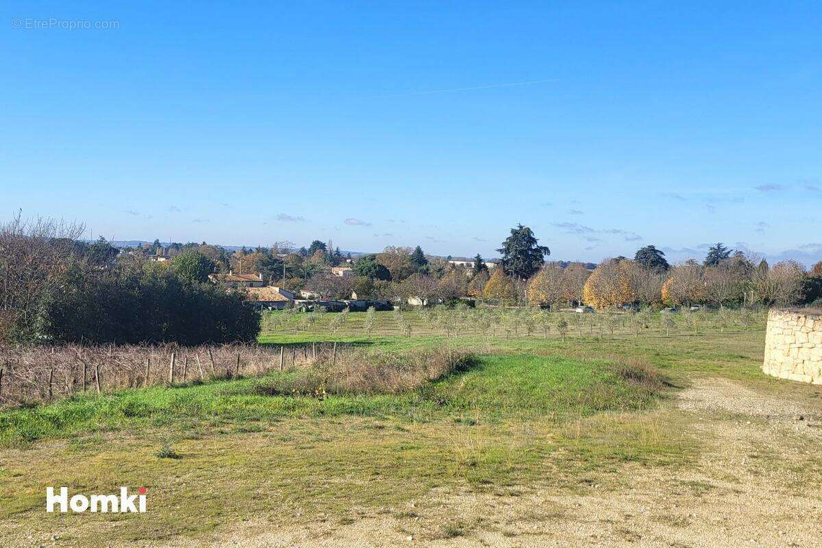 Terrain à CASTILLON-LA-BATAILLE