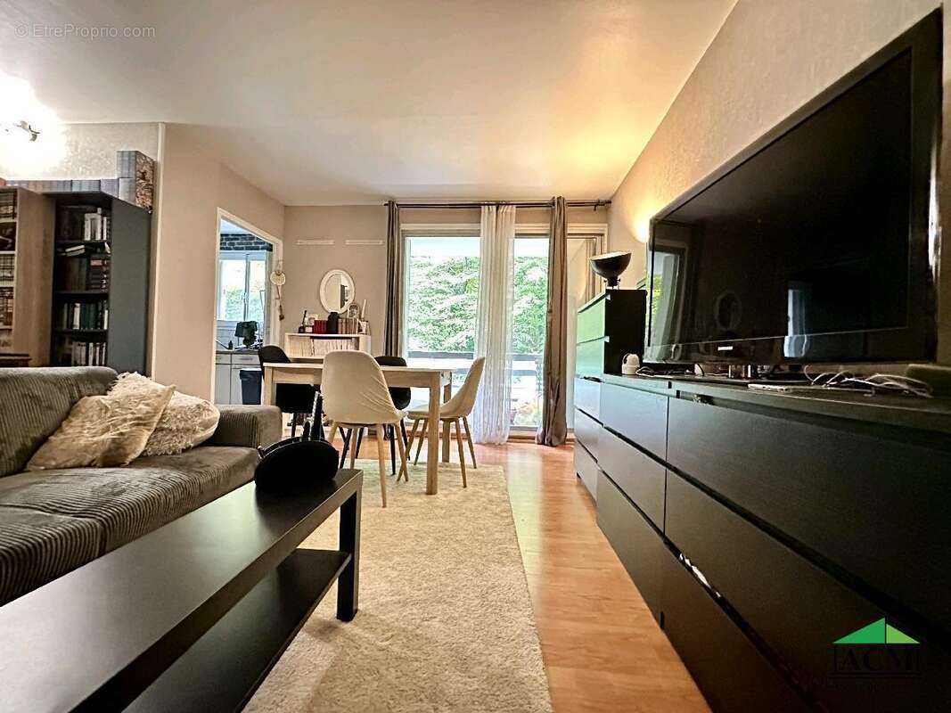Appartement à MERY-SUR-OISE