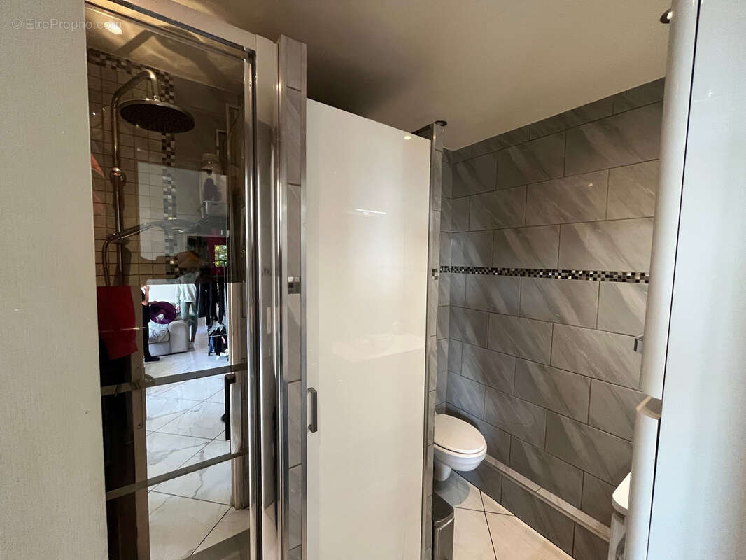 Appartement à SARTROUVILLE