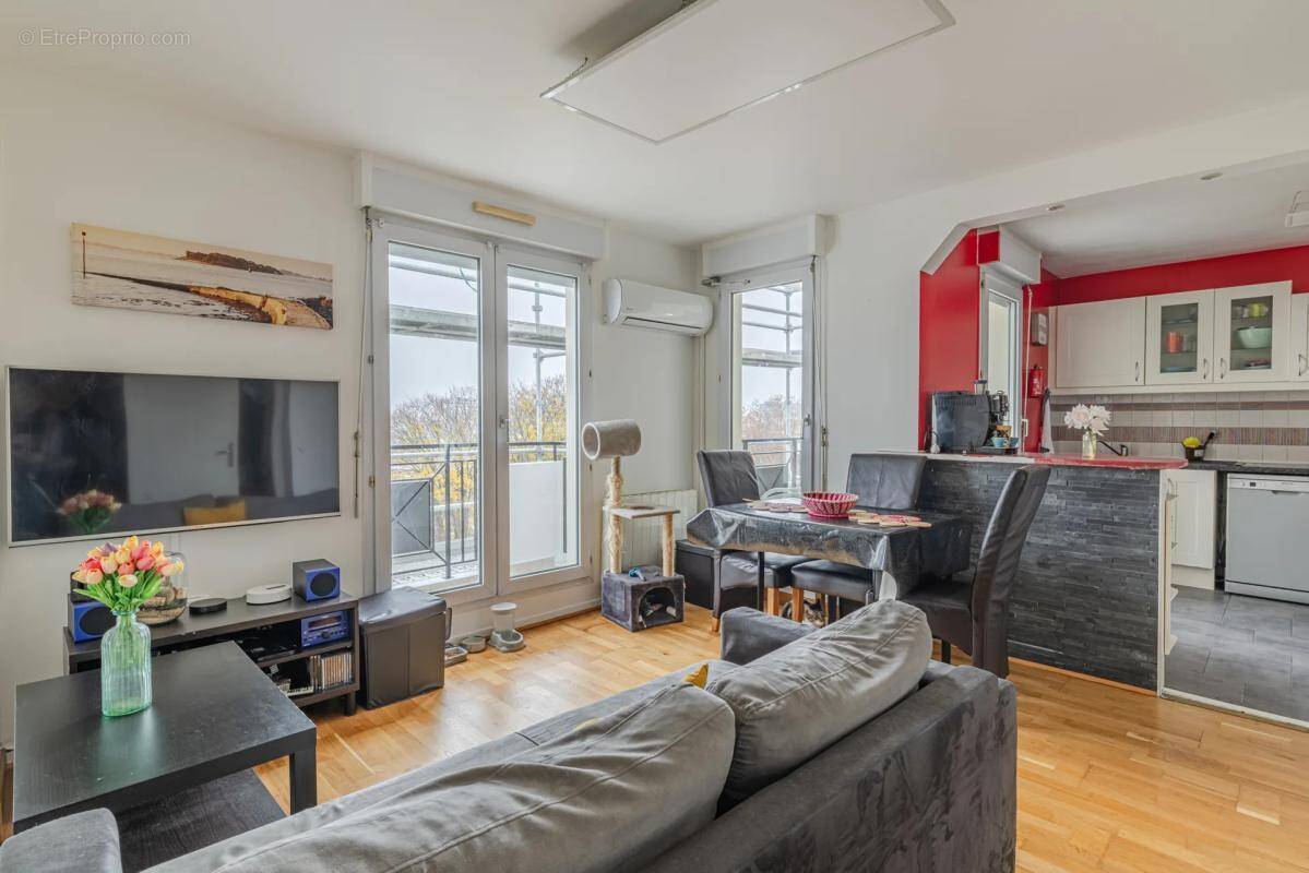 Appartement à ISSY-LES-MOULINEAUX