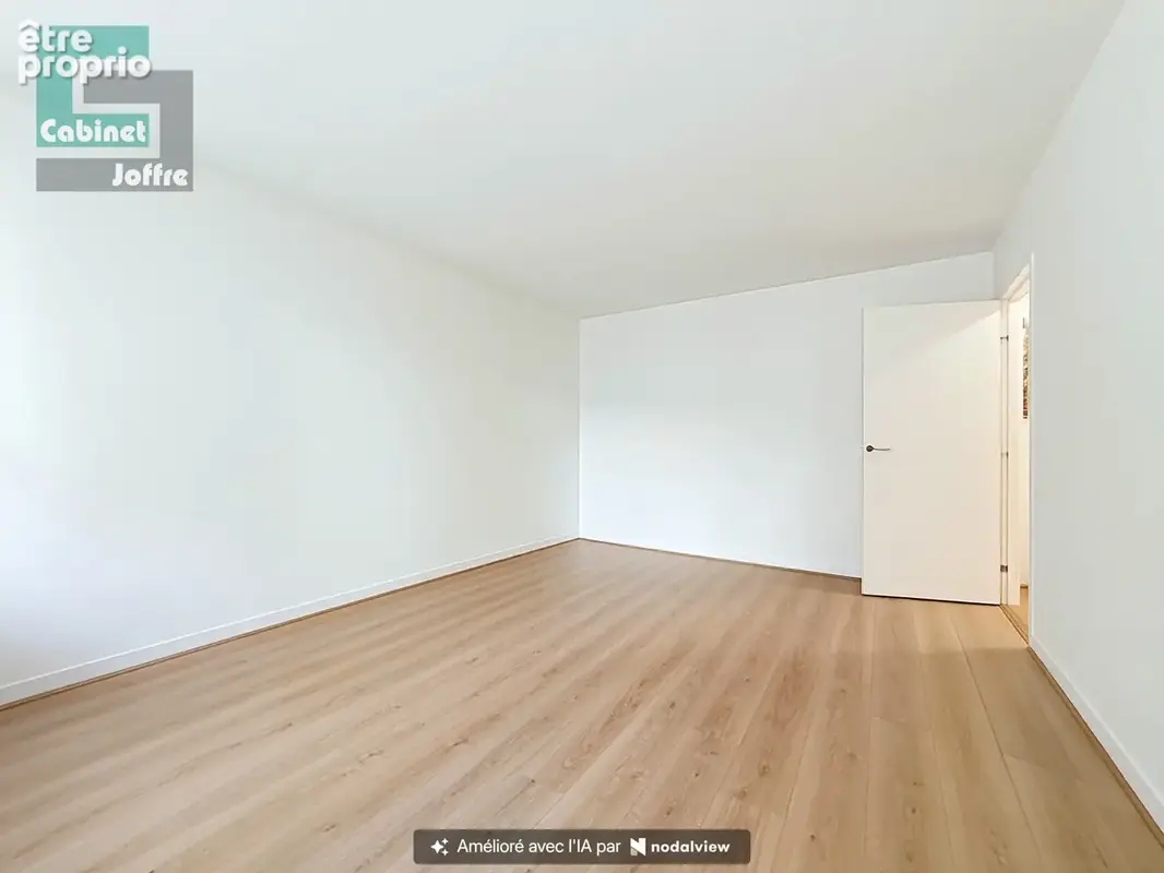 Studio - 30,56 m2 - Loué - au calme en centre-ville - photo 3
