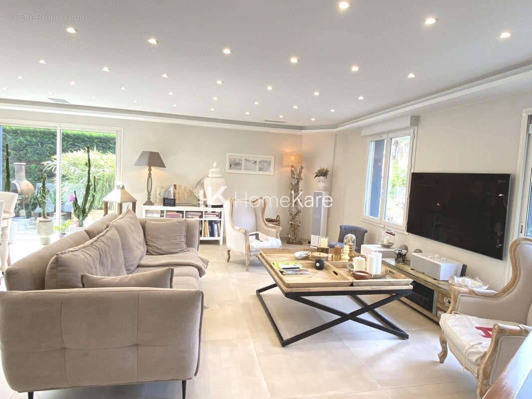 Maison à GUJAN-MESTRAS