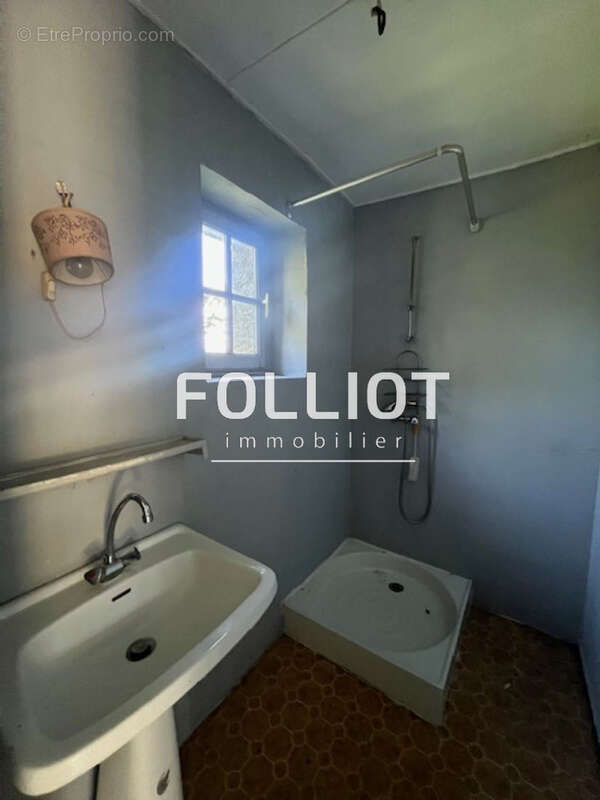 Maison à LE BENY-BOCAGE