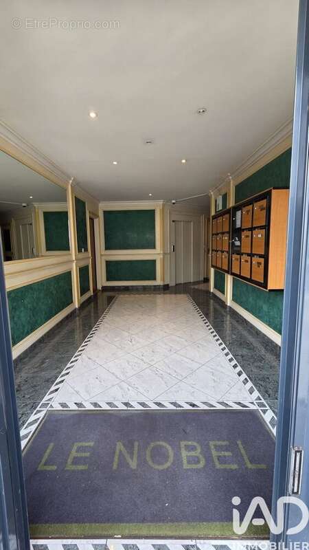 Photo 5 - Commerce à SEVRAN